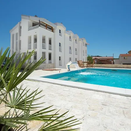 Aparthotel Mala Dalmacija By Mediteran Travel Tribunj (Sibenik-Knin)