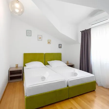 Aparthotel Mala Dalmacija By Mediteran Travel Tribalj