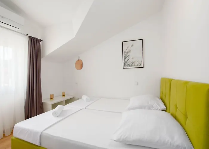 Mala Dalmacija By Mediteran Travel Hotel apartamentowy Tribalj